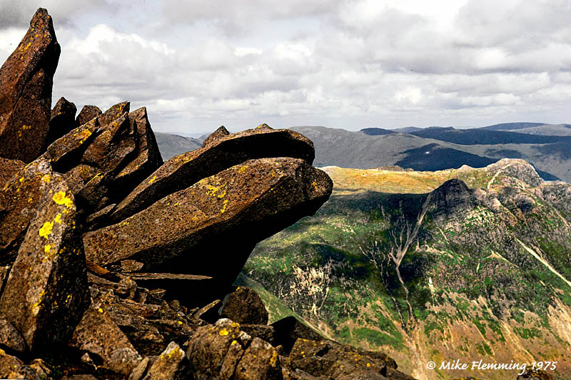 Langdale_frmBowfell2